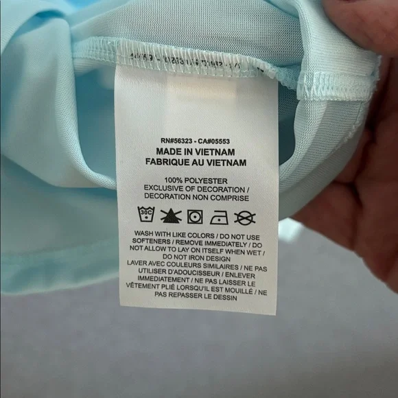 NWT Nike Dri-Fit Womens Training Top L Sky Blue - Picture 11 of 12